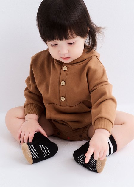 Quokka造型新生兒襪(3入)-淺灰2