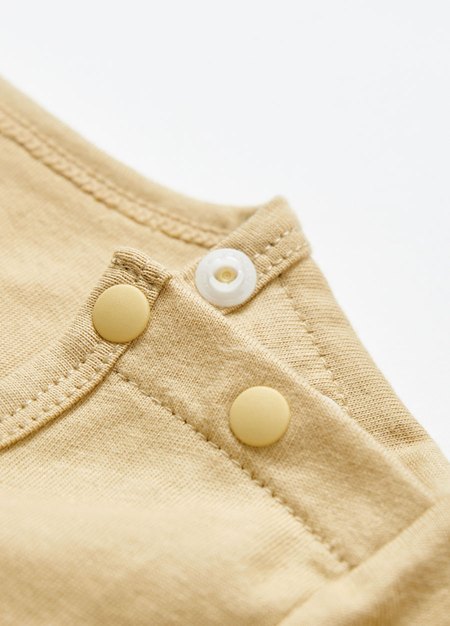 BABY迪士尼棉質連身包屁衣-維尼-淺黃2