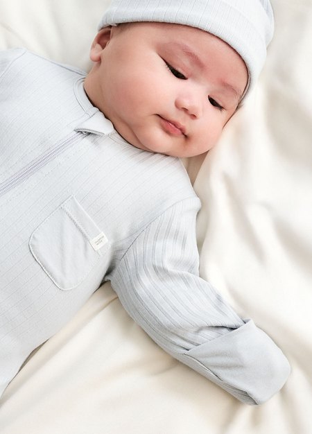 新生兒百褶羅紋雙拉鍊長袖連身衣(附帽子)-淺灰3