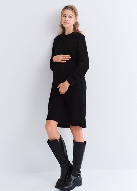 柔軟針織孕哺連身裙-黑色1