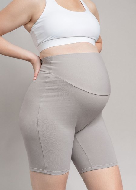 超彈舒適五分瑜珈孕婦褲-淺灰3
